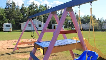 Área de juegos infantiles al aire libre