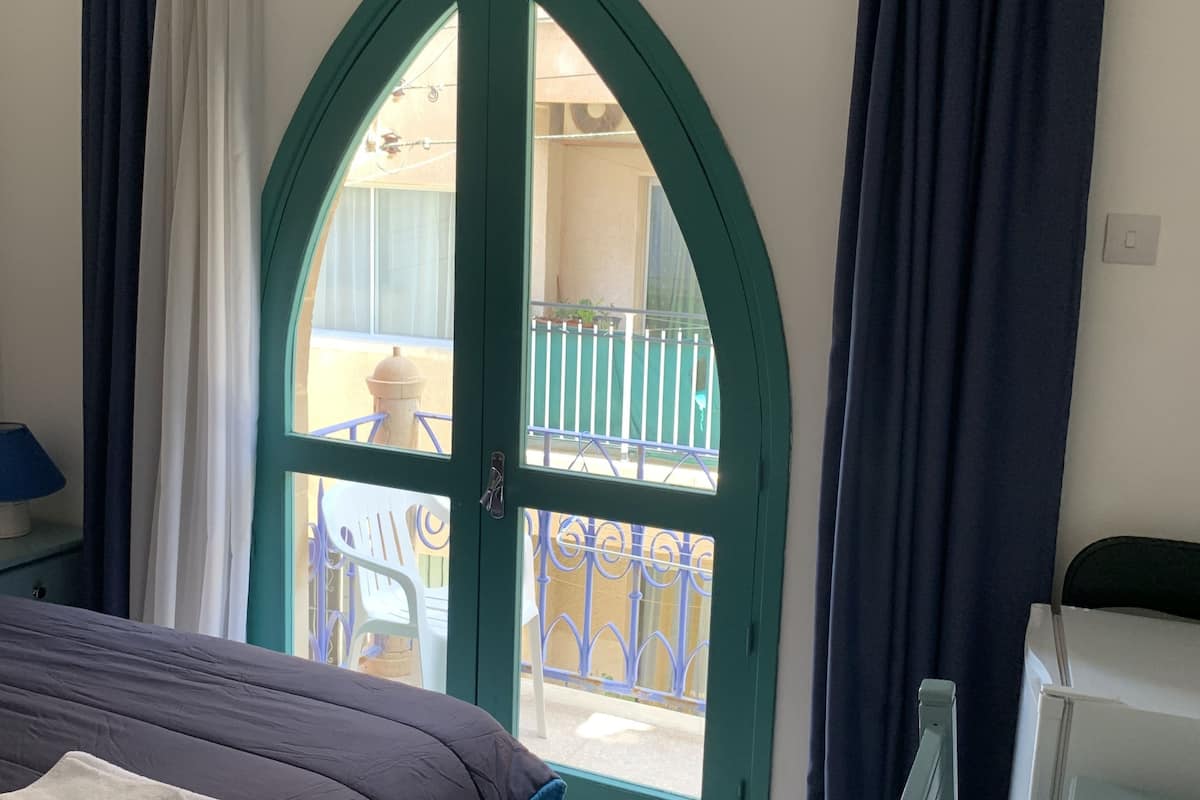 economy double or twin room | courtyard view