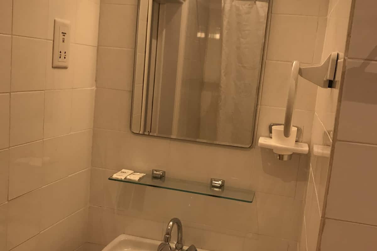 double or twin room, balcony, sea view | bathroom | free toiletries, hair dryer, towels