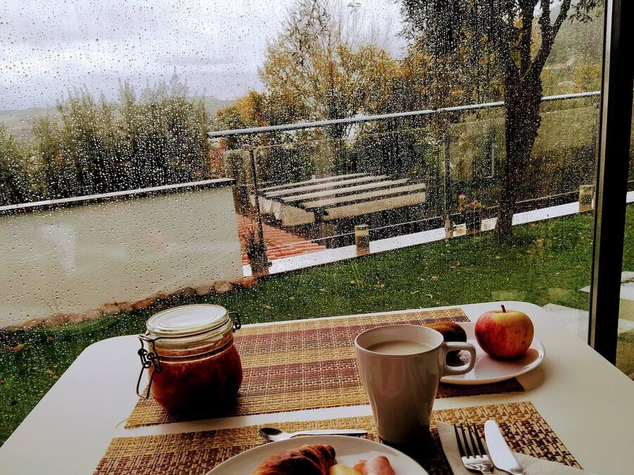 Desayuno bufé gratuito y diario