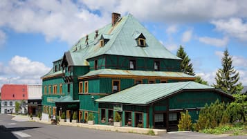 Basic Quadruple Room, 1 Bedroom, Non Smoking, City View | Free WiFi