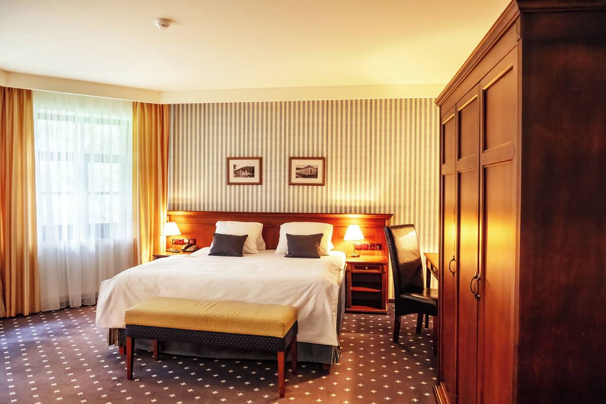Deluxe Double Room (Superior) | In-room safe, desk, blackout curtains, soundproofing