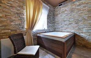 Bathroom - Richtr (Frýdek - Místek (Friedek-Mistek))