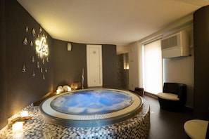 Massage/treatment rooms