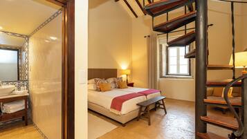 Twin kamer (Standard Familiar - Casa do Lagar) | Een bureau, geluiddichte muren, een strijkplank/strijkijzer, gratis wifi