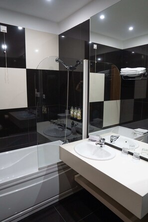 Room - Santo Thyrso Hotel (Santo Tirso)