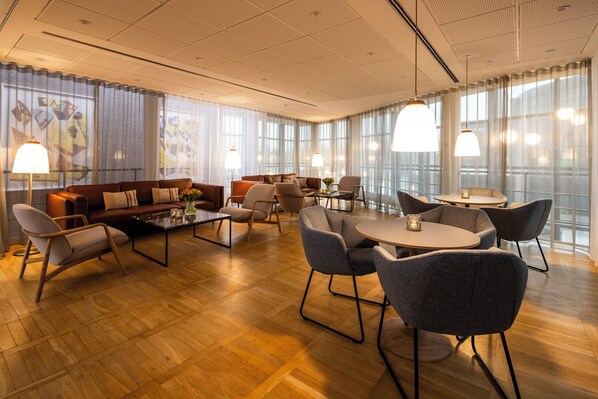 Bar lounge