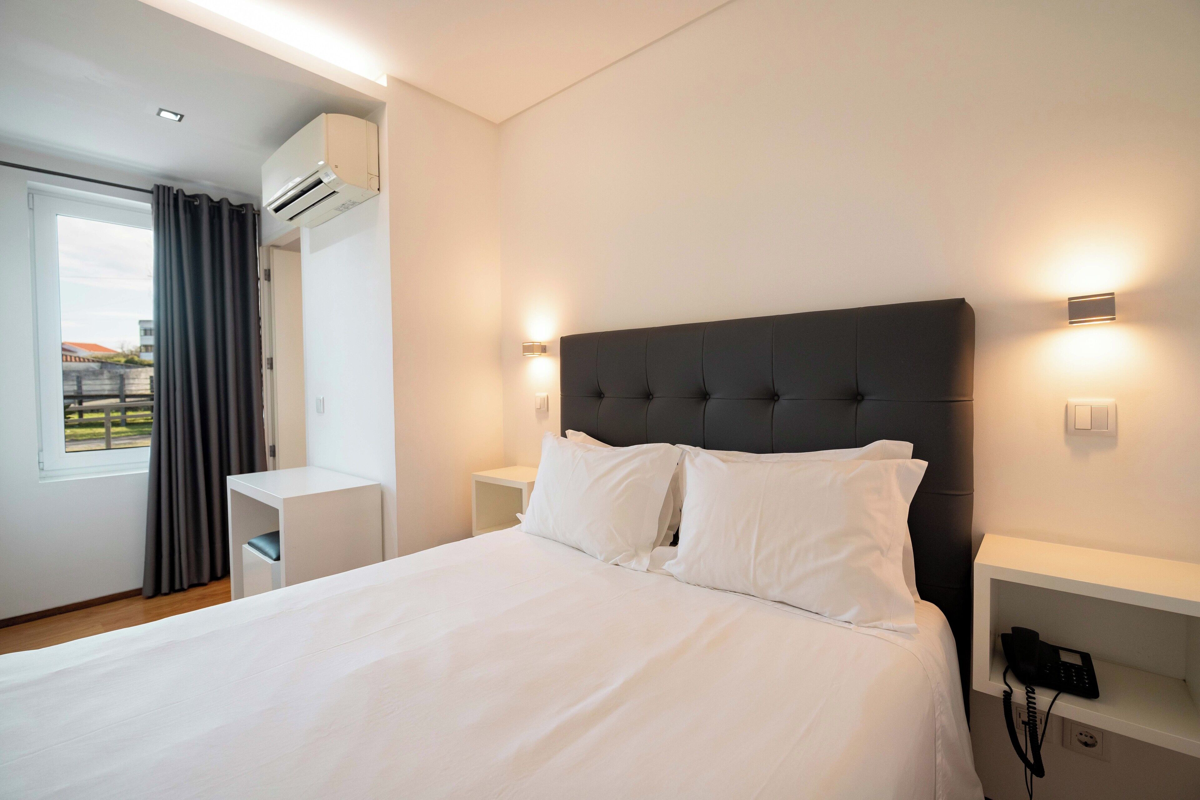 Free WiFi, wheelchair access