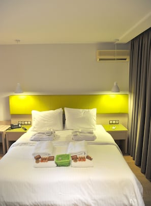 In-room safe, desk, soundproofing, iron/ironing board