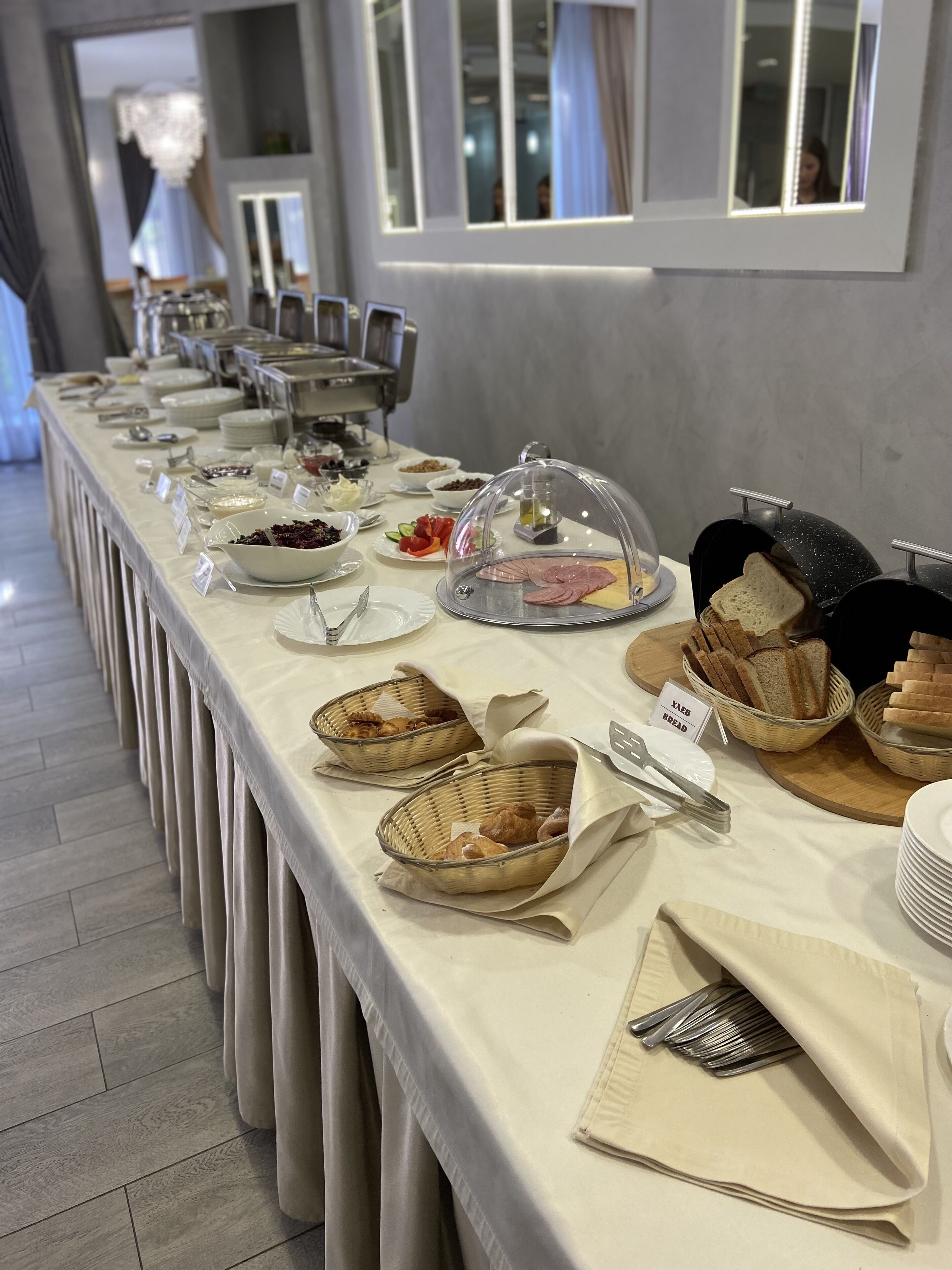 Päivittäinen buffetaamiainen (400 RUB per henkilö)