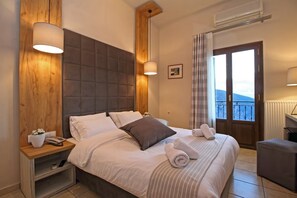 Standard Double or Twin Room, Sea View | In-room safe, free WiFi, bed sheets, wheelchair access