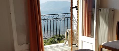 Double or Twin Room | Blackout drapes, free WiFi, bed sheets