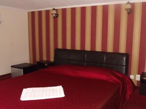 Room - Class (Ploie?ti)