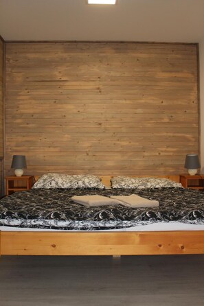 In-room safe, free WiFi, bed sheets - Hotel pod Sokolím (Terchova)