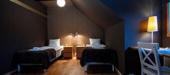 Port Hotel