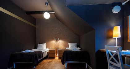 Port Hotel