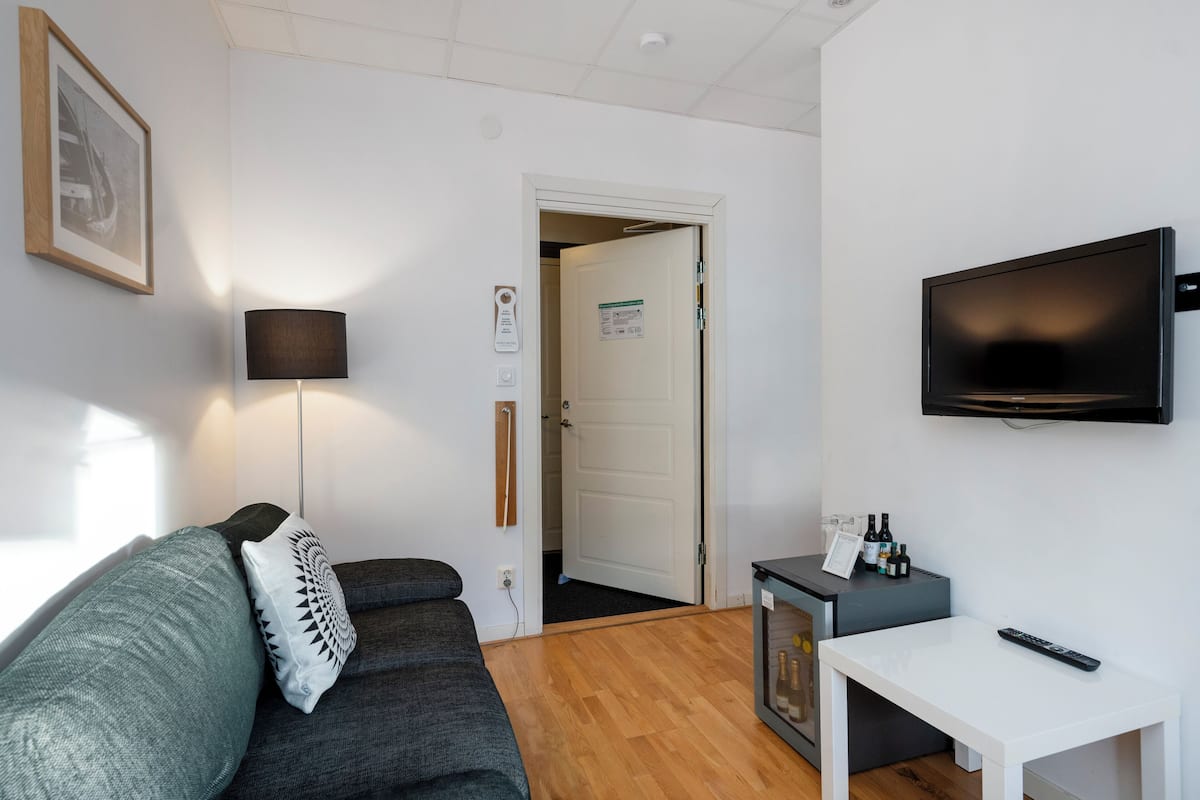 Decoración personalizada, muebles diferentes y escritorio