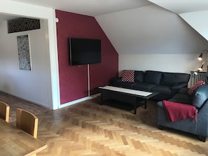 City Apartment | 1 bedroom, individually decorated, individually furnished, desk