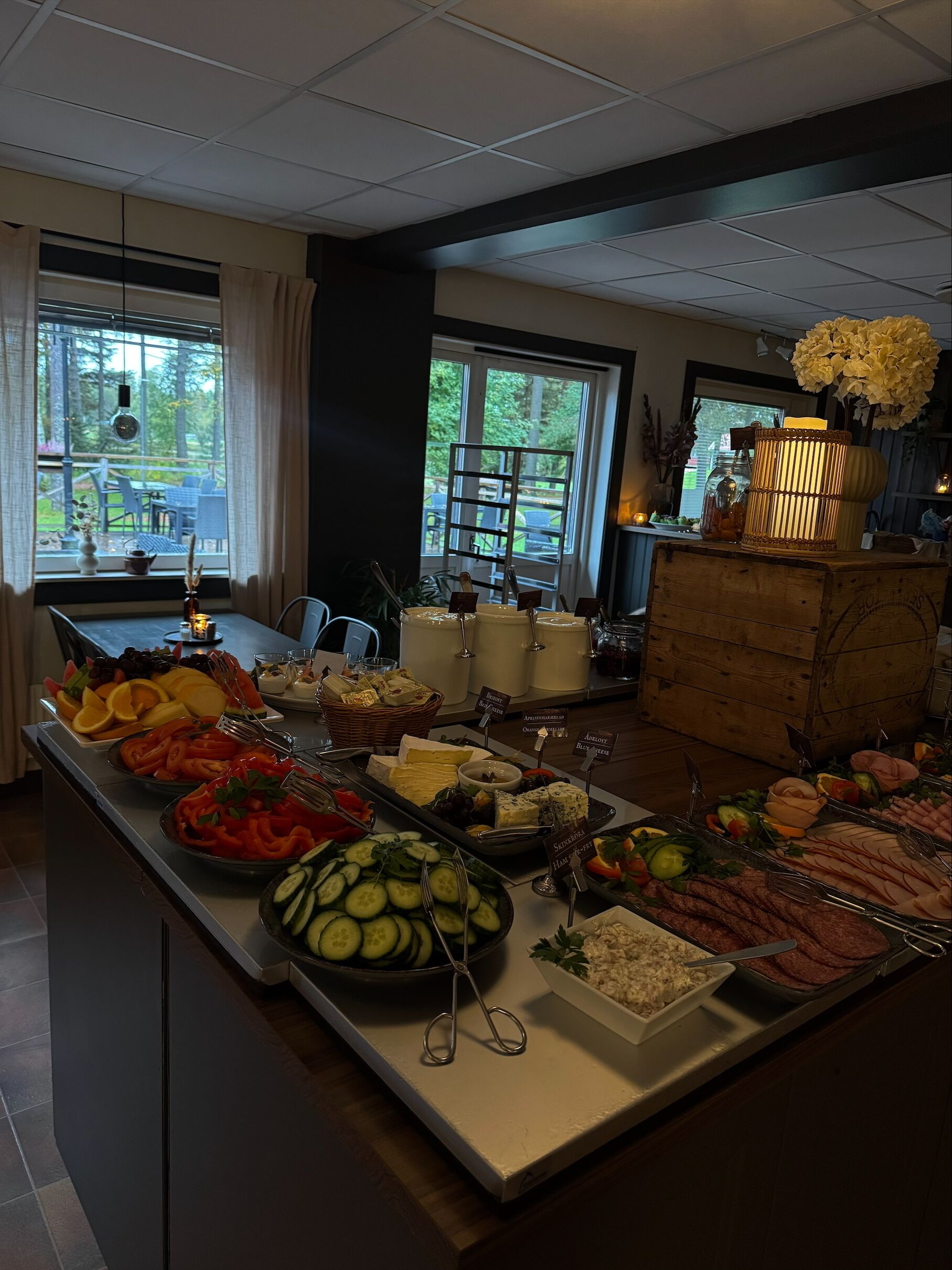 Breakfast buffet