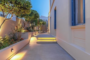Courtyard - Creta Elena (Chania)