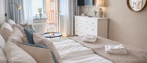 Blackout drapes, iron/ironing board, free WiFi, bed sheets