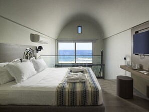Junior Suite (Maisonette) | In-room safe, soundproofing, iron/ironing board, free WiFi - Kakkos Beach Hotel - Adults Only (Ierapetra)
