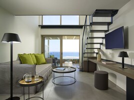 Junior Suite (Maisonette) | In-room safe, soundproofing, iron/ironing board, free WiFi