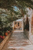 Κρεβάτια με ανώστρωμα, γραφείο, σίδερο/σιδερώστρα, δωρεάν Wi-Fi 