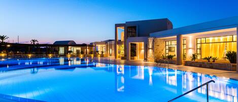 Front of property - evening/night