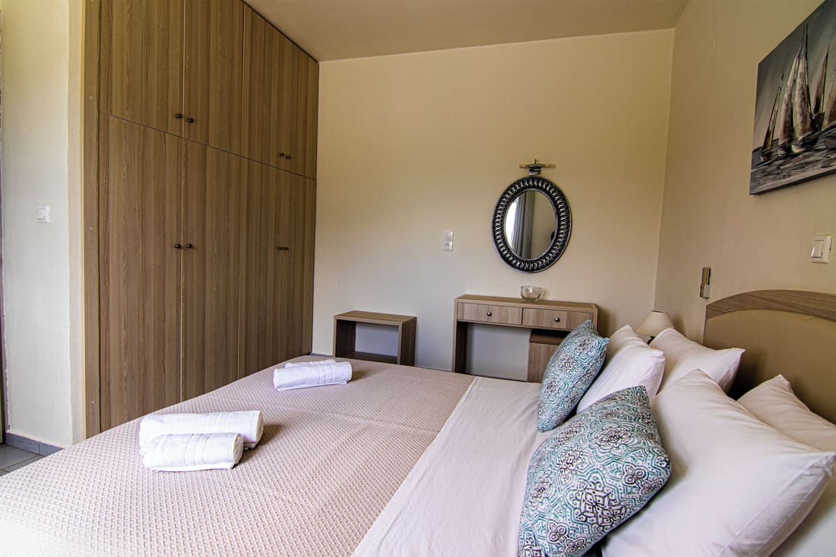Superior Apartment, Sea View (4 persons)