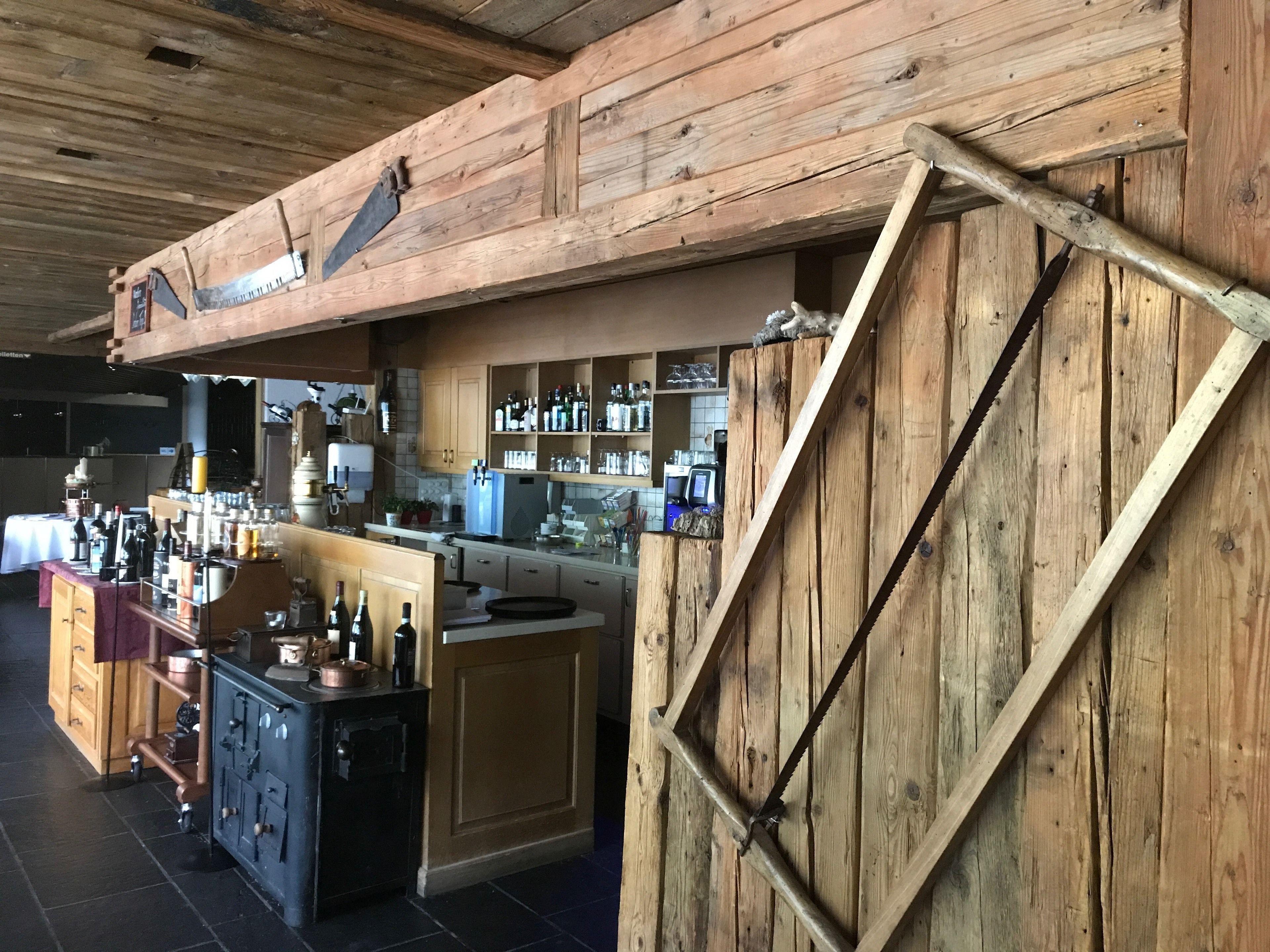 Coffee shop