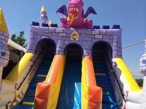 Aire de jeu extérieure pour enfants