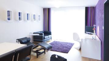 Apartment, 2 Bedrooms, Terrace | Ruang tamu