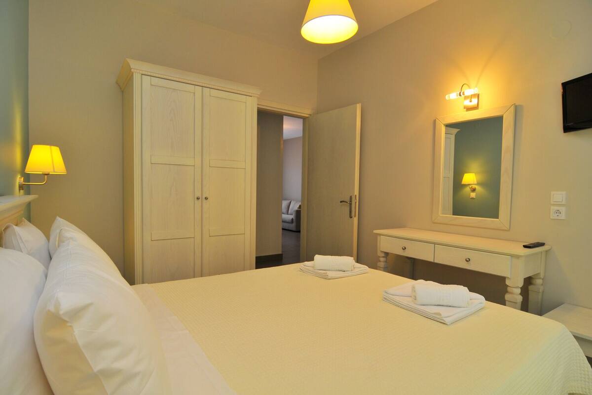 Appartement exĂ©cutif, 2 chambres | Coffre-fort pour ordinateur portable, rideaux dâobscurcissement