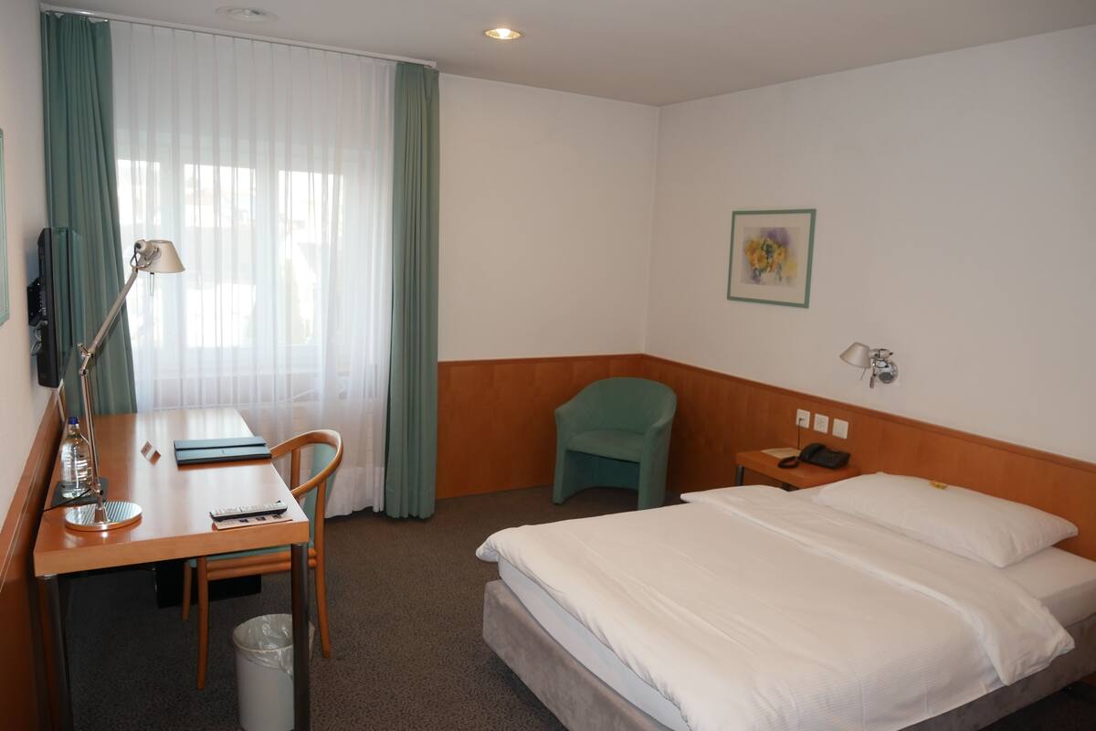 Superior Single Room | In-room safe, desk, laptop workspace, soundproofing