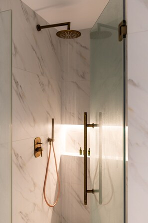 Soundproofing, iron/ironing board - Nestos (Xanthi)