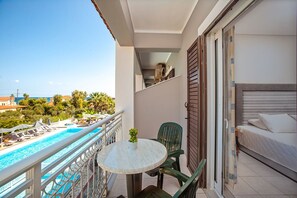Standardzimmer, Poolblick | Ausblick vom Zimmer