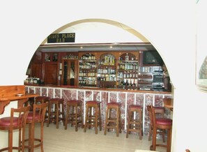 Bar (en la propiedad)
