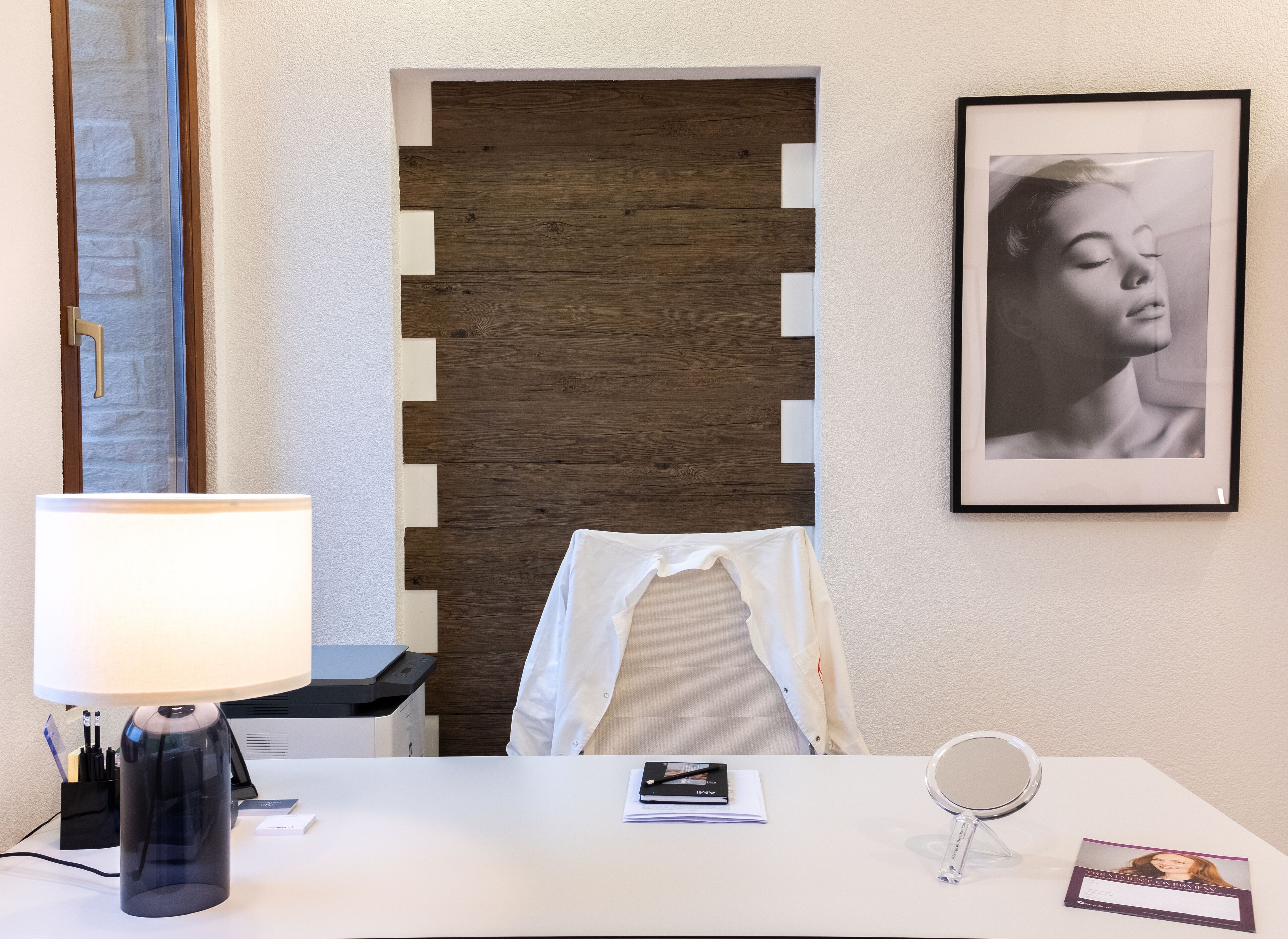 sauna, steam room, body treatments, body wraps, body scrubs, facials