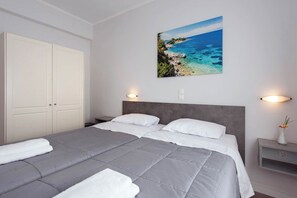 1 bedroom, blackout drapes, iron/ironing board, free WiFi - Balaris Apartments (Corfu)