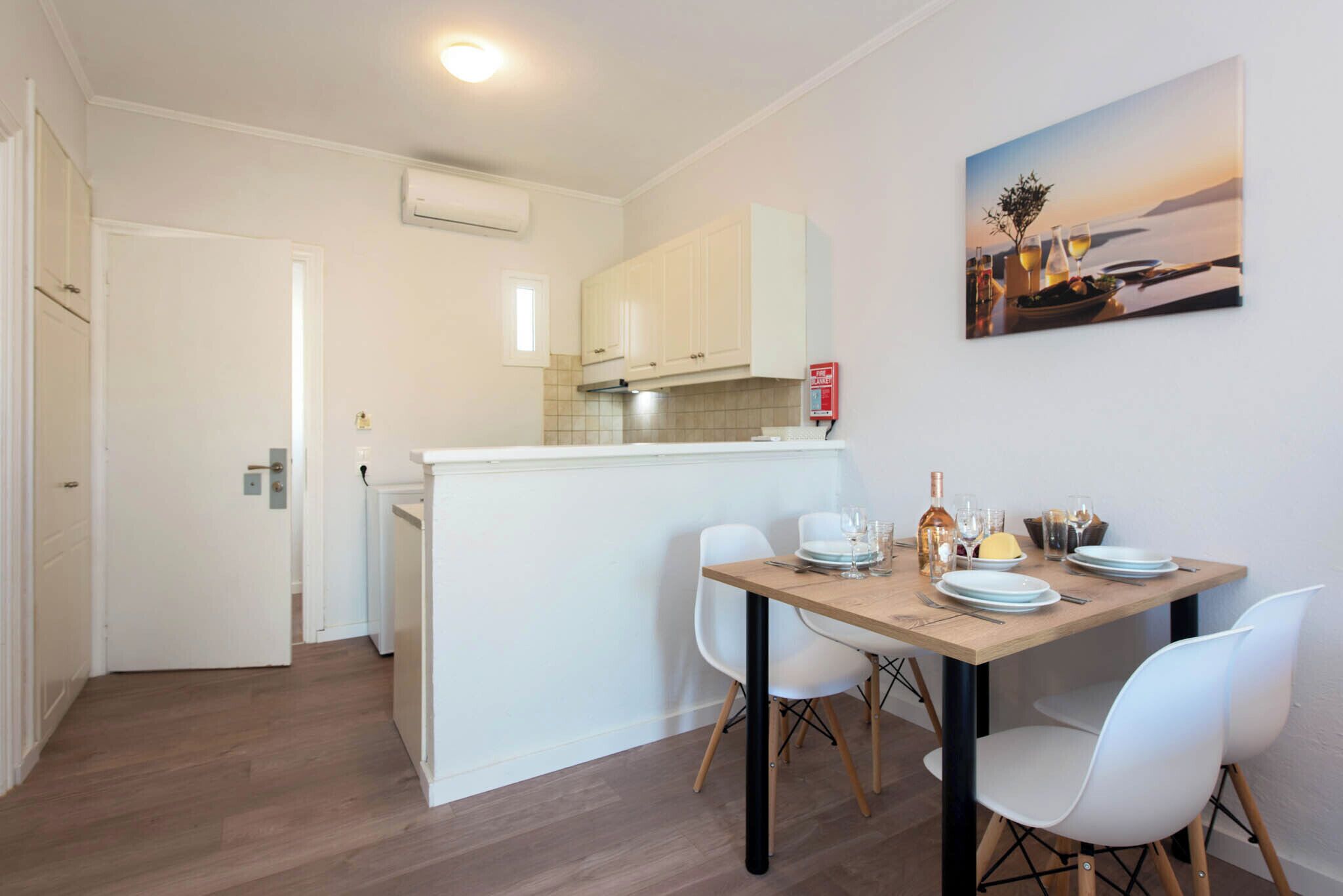 Apartment | Dining room