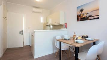 Apartment | Dining room