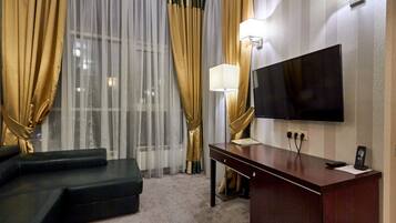 Superior-Apartment | Minibar, Schreibtisch, kostenloses WLAN