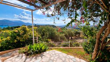 Deluxe Double Room, 1 Bedroom, Sea View | Terrace/patio