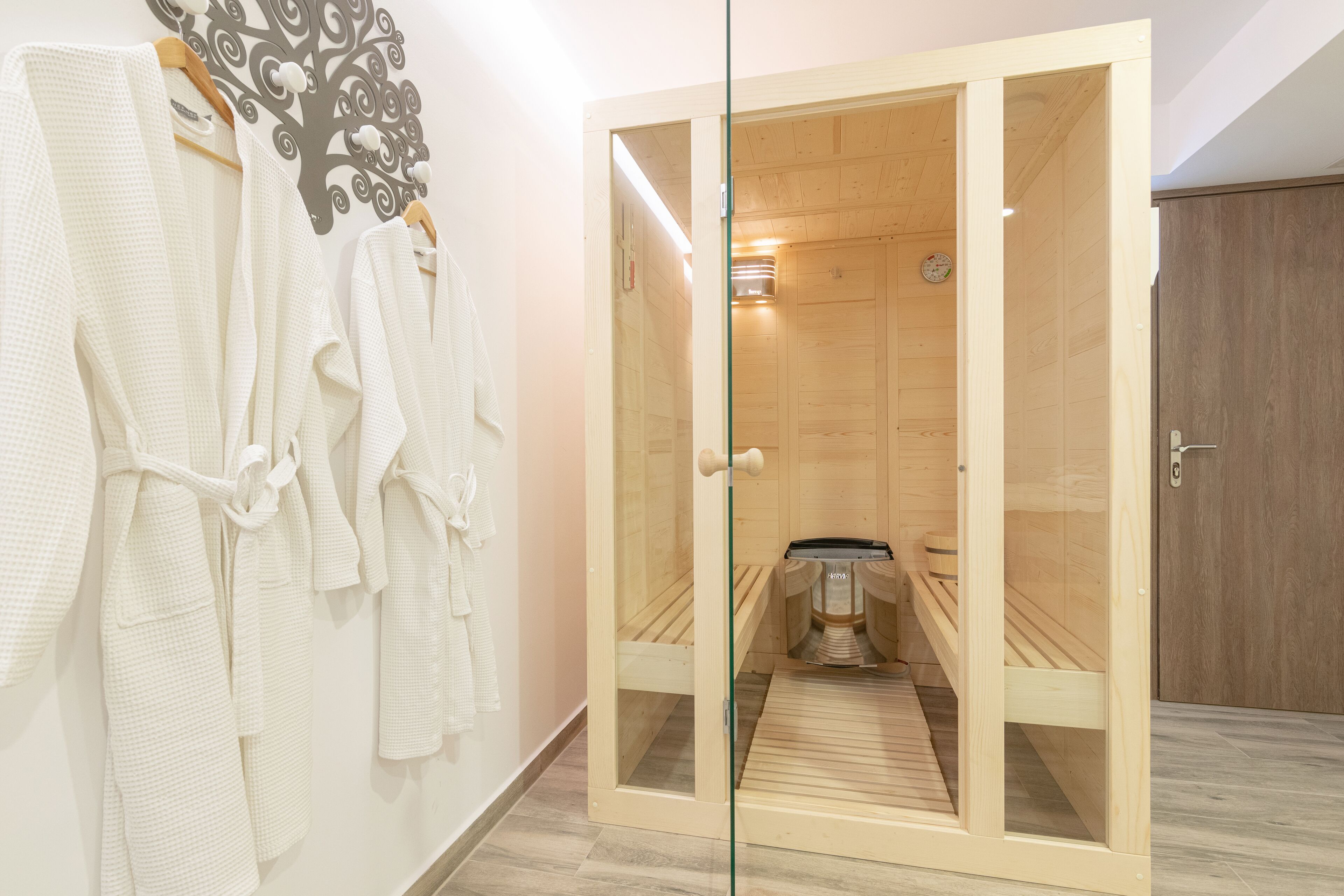 body treatments, body wraps, body scrubs, facials