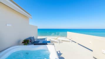 Suite de lujo, vista al mar, frente al mar | Sábanas italianas Frette y ropa de cama de alta calidad