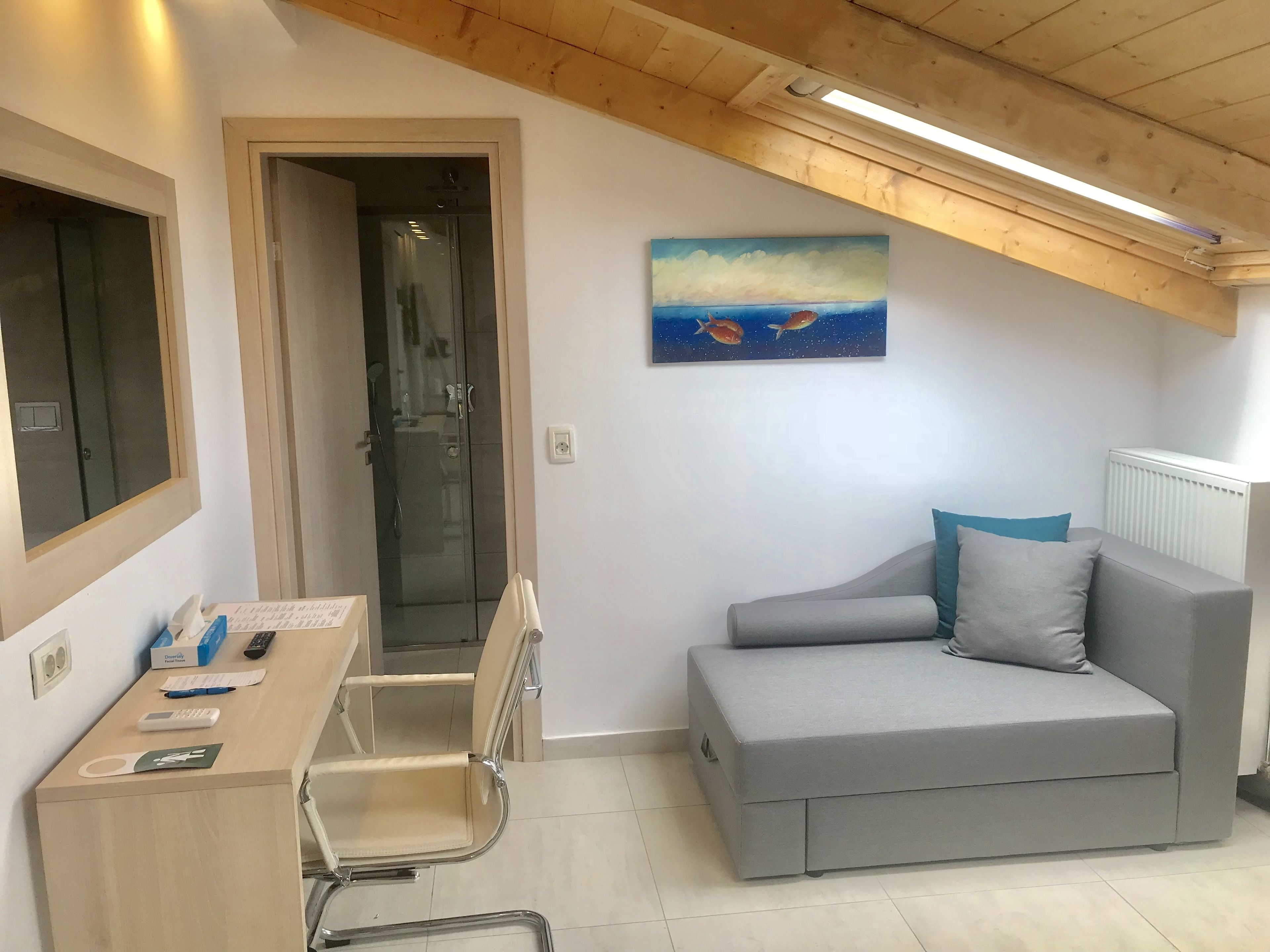 standard room, partial sea view | 1 bedroom, frette italian sheets, premium bedding, pillow-top beds