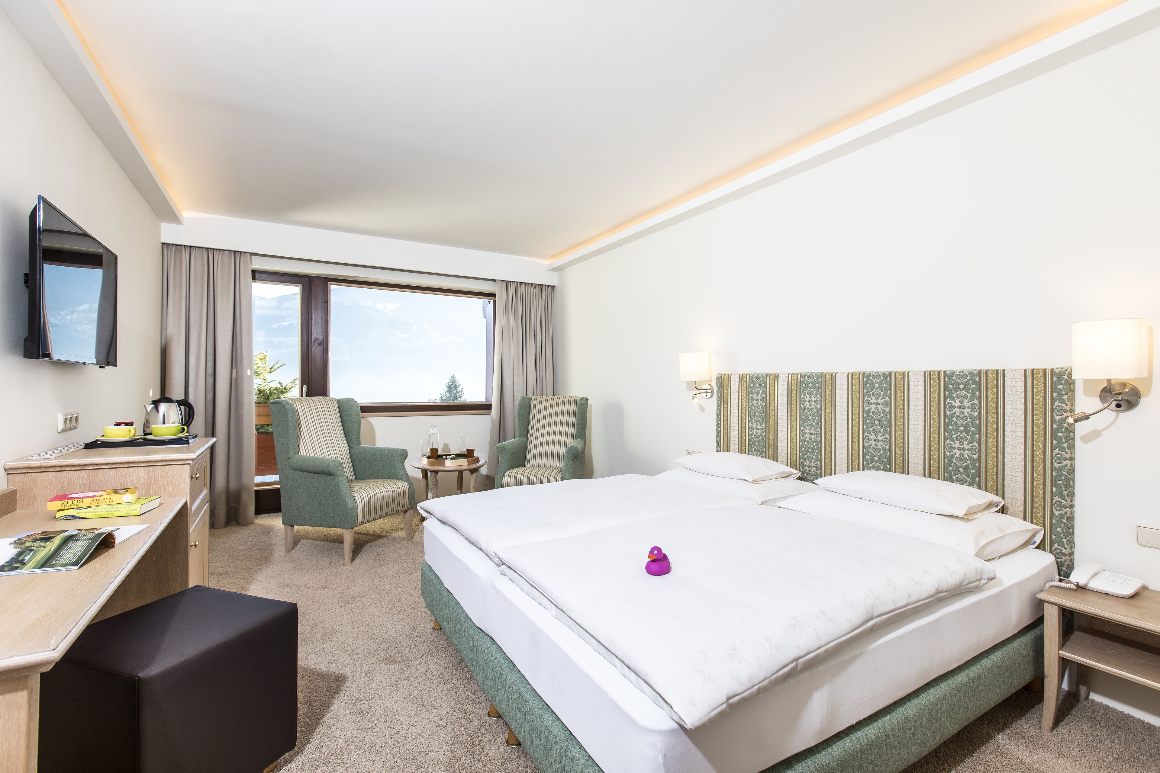 Literie de qualité, couette en duvet, minibar, coffre-fort