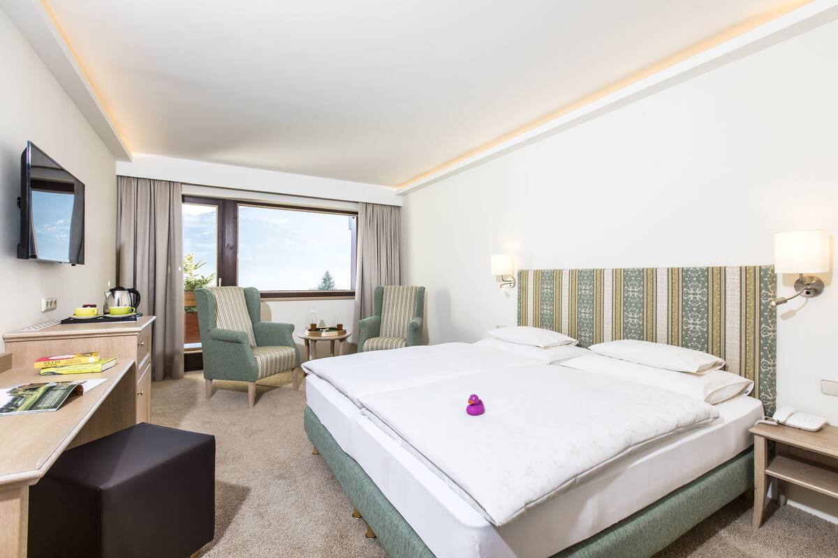 Literie de qualité, couette en duvet, minibar, coffre-fort