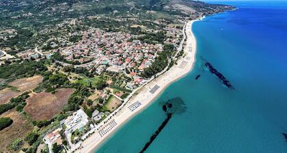 Dionysios Studios & Apartments